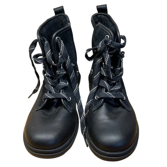 UGG Women's Hapsburg Hiker Black Size 6 in New Without Box Condition - Picture 4 of 8